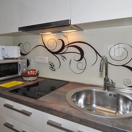 Deluxe Apartments&rooms Sarella *