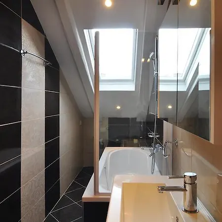Deluxe Apartments&rooms Sarella