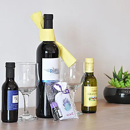 Deluxe & Sarella Апартаменти Спліт