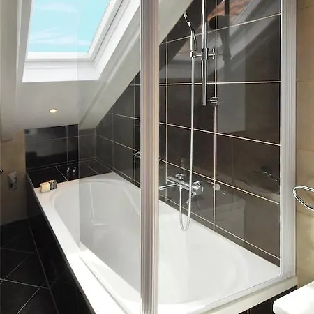 디럭스 아파트&룸스 사렐라 아파트 *