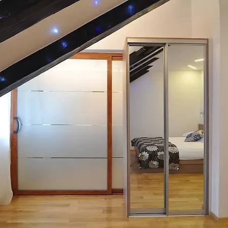 디럭스 아파트&룸스 사렐라 아파트 스플리트